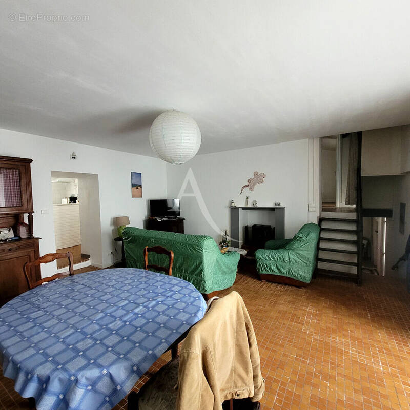 Maison à SAINT-AVAUGOURD-DES-LANDES