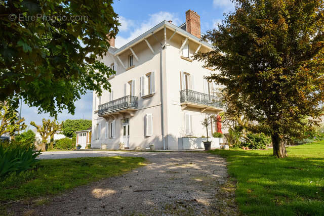 n°2 - Maison à LE CREUSOT