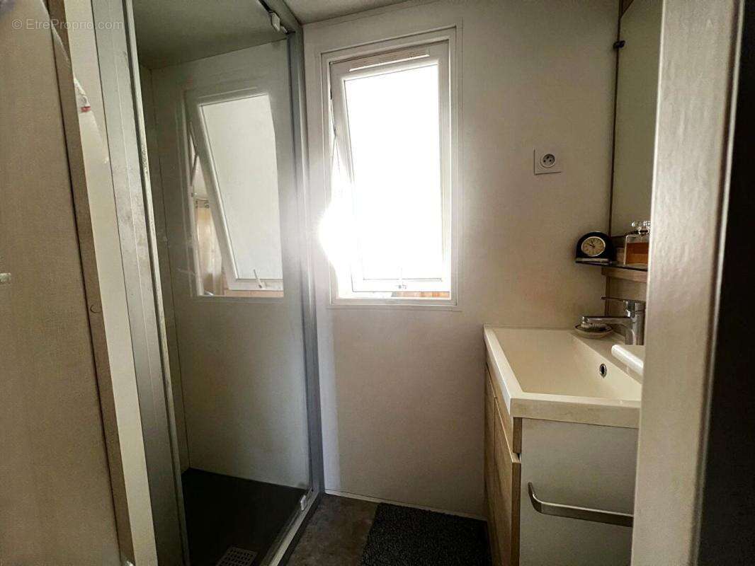 Terrain de Loisir avec Mobile-Home - photo 13