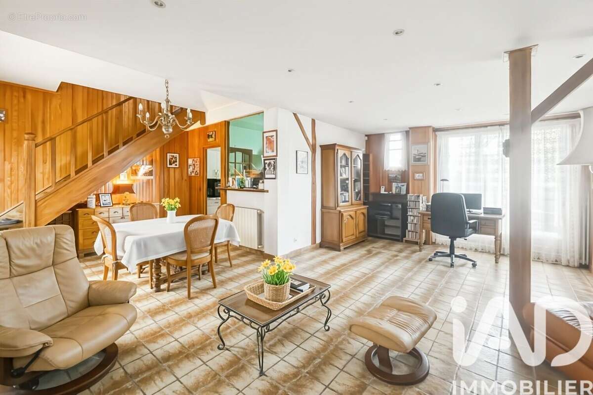 Maison 113 m² à Montfermeil  - photo 7