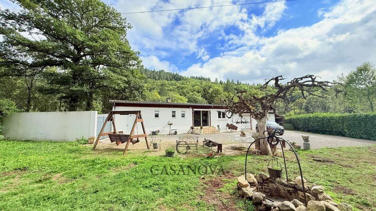Maison à LA SALVETAT-SUR-AGOUT