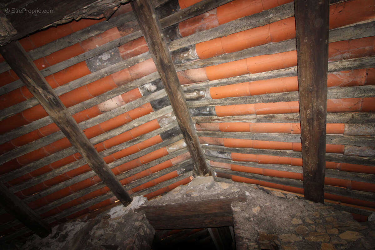 Appartement à BESSEGES