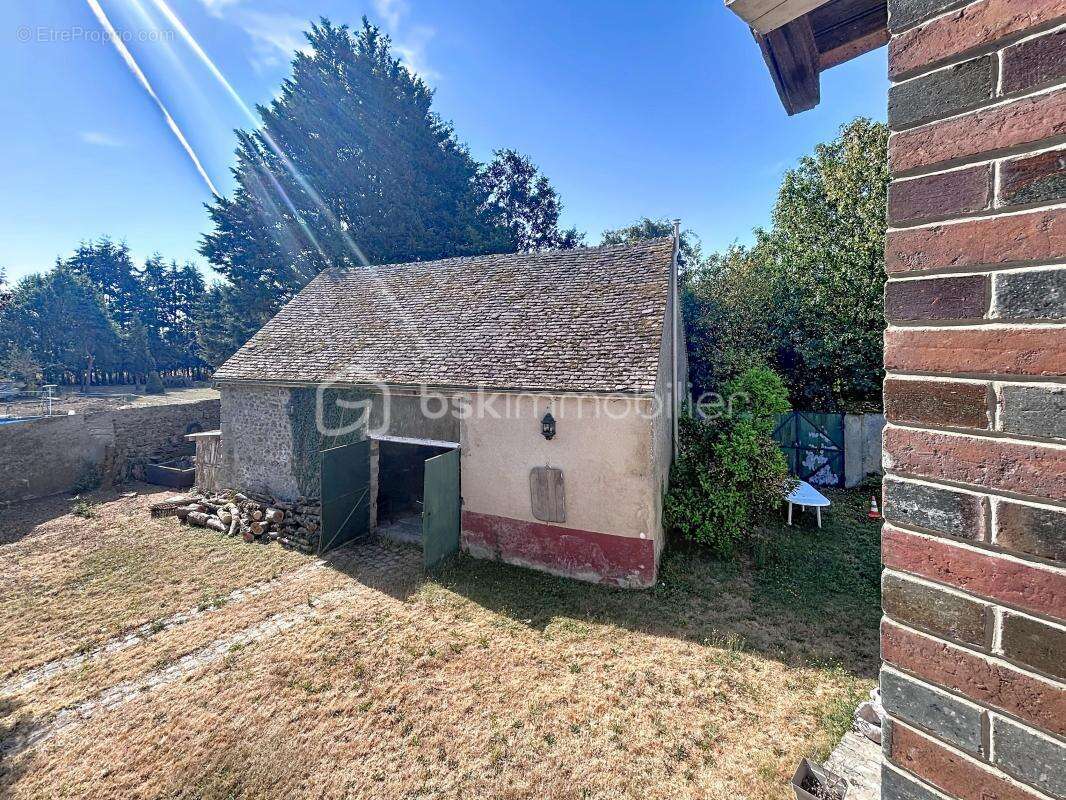 Maison 5 pièces de 125m2 à CHAMPIGNY SUR YONNE (89340) - photo 7
