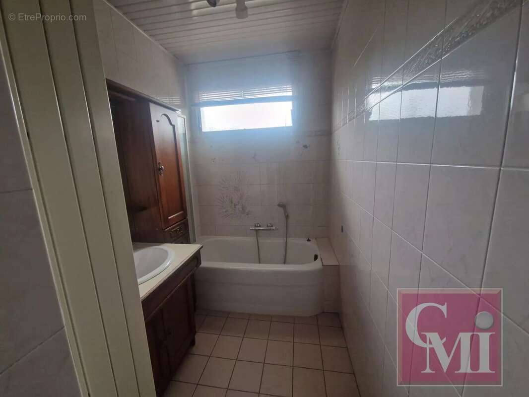 Maison à SAINT-CHERON