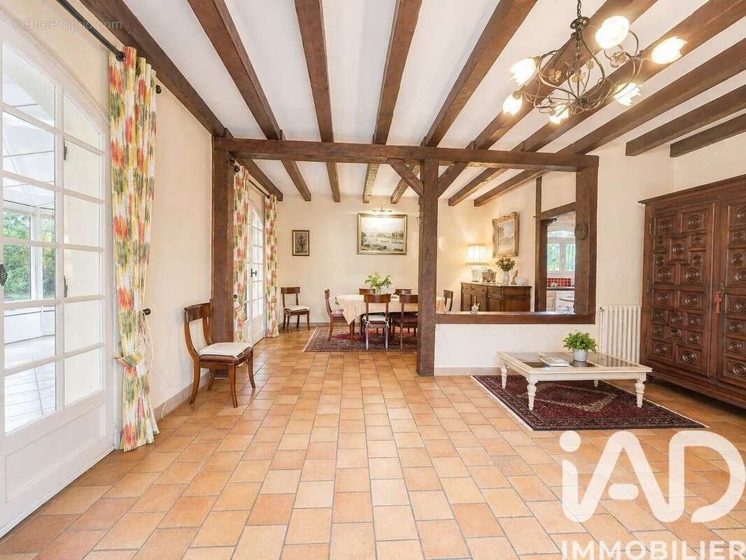 Maison 169 m² à Portets  - photo 9