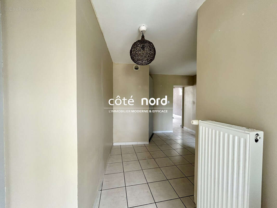 Maison à SAINT-BENIN