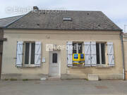 Maison à MONTBREHAIN