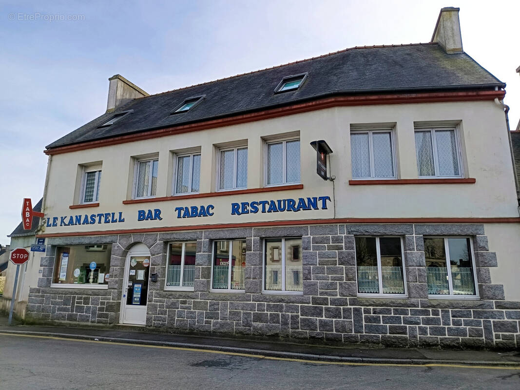 Commerce à LANHOUARNEAU