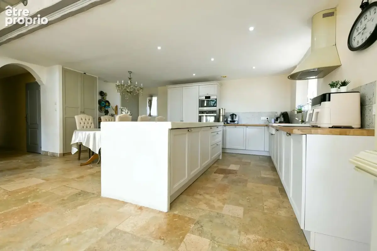 Propriété méridionale à 4.6 km d’Uzès avec piscine et spa - photo 9