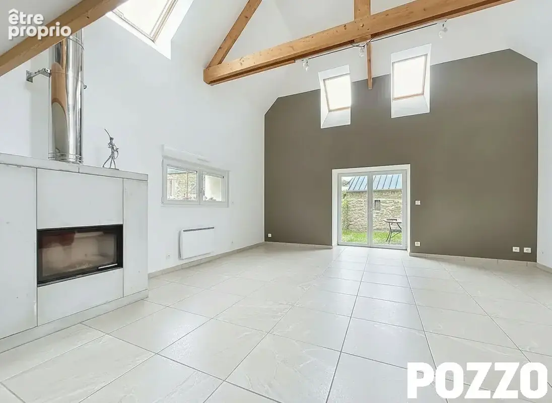 A vendre. st jean d'elle. maison entierement renovee avec dependance. - photo 7