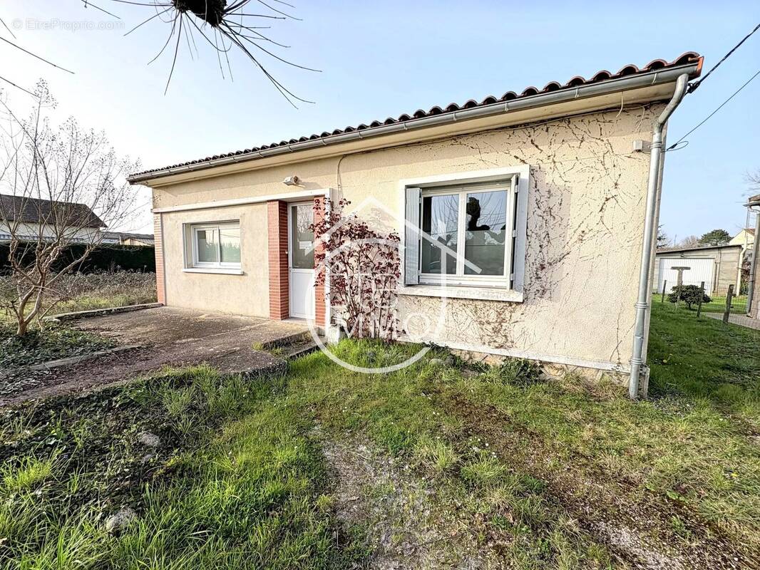 Maison à PRIGONRIEUX