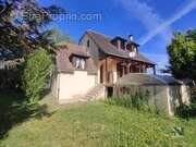 Maison à LANOUAILLE