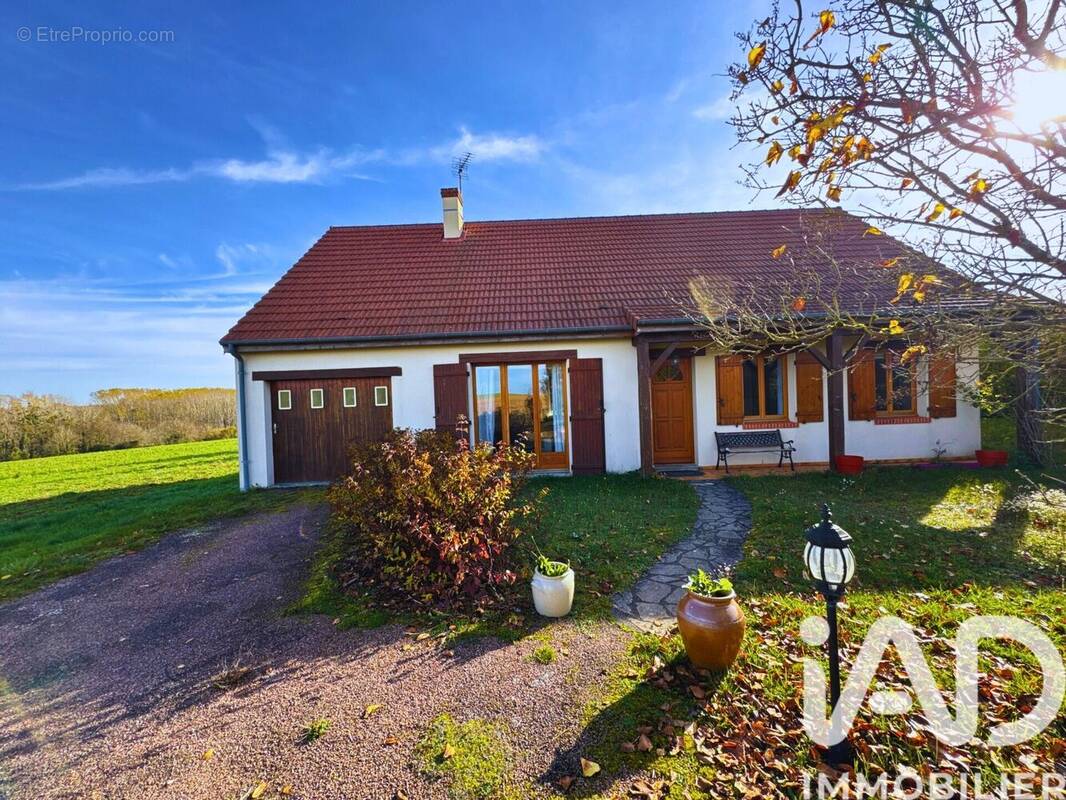 Photo 1 - Maison à DONZY