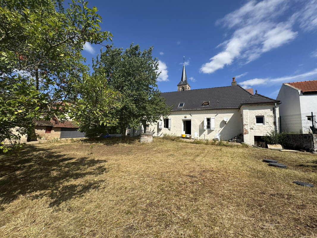 Maison à FRONTENARD