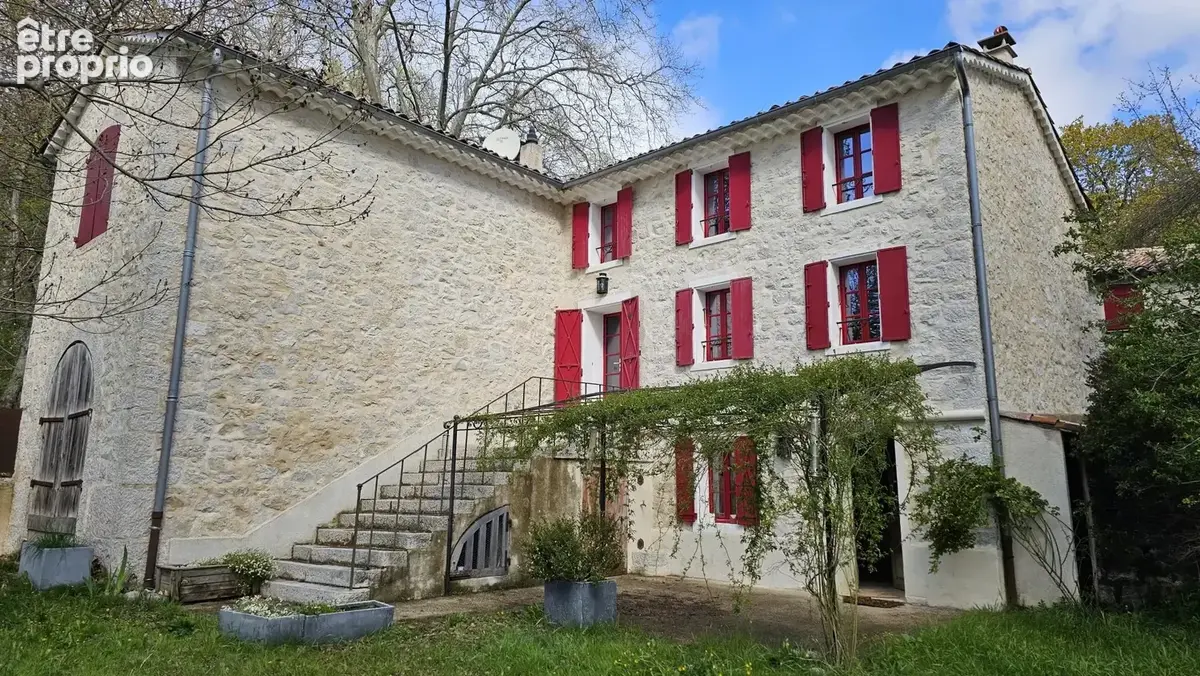 Bastide en pierre de caractère – caussols - photo 3