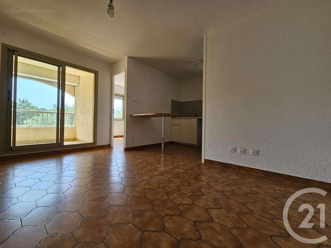 Appartement à SAINT-MANDRIER-SUR-MER
