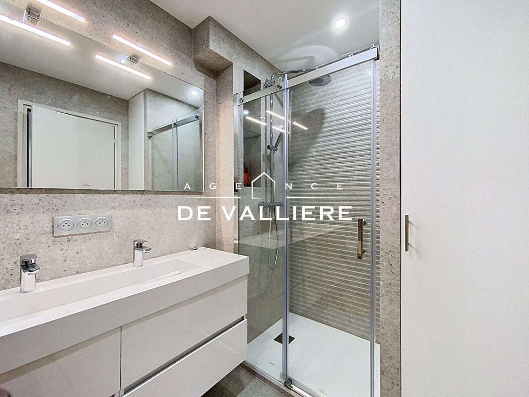 Appartement à PUTEAUX