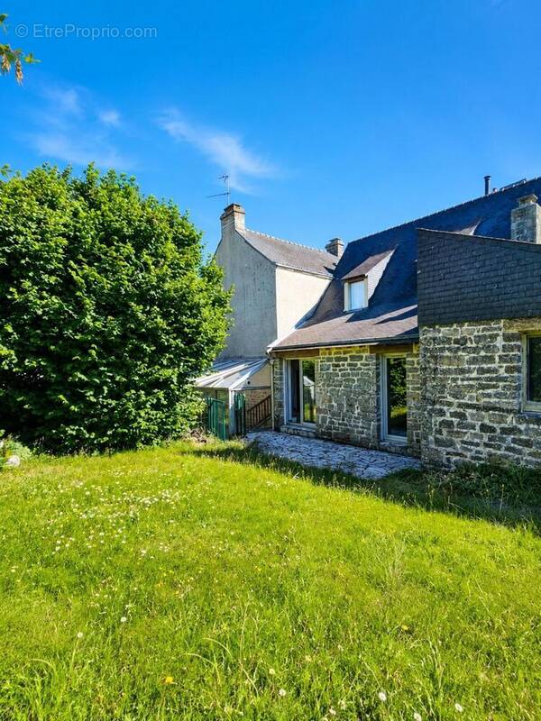 Photo 1 - Maison à QUESTEMBERT