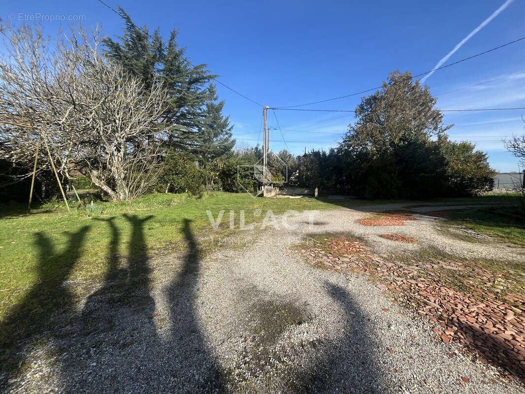 Terrain à SAINT-LAURENT-MEDOC