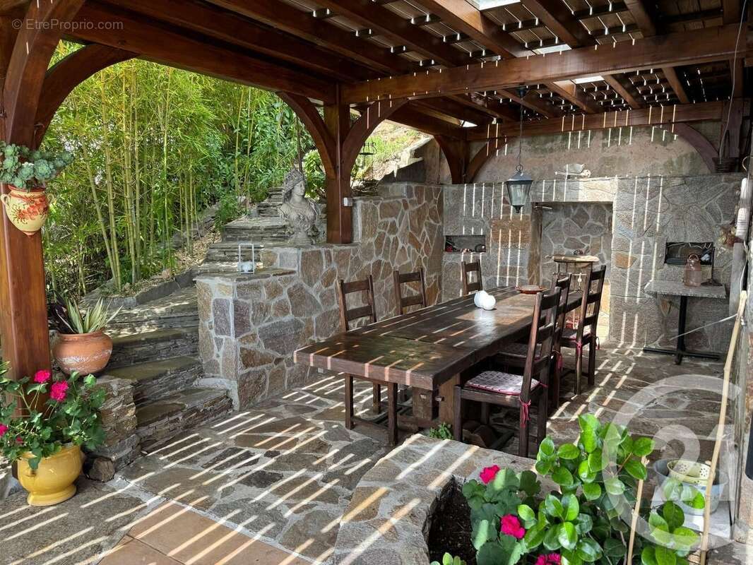 Maison à RAYOL-CANADEL-SUR-MER