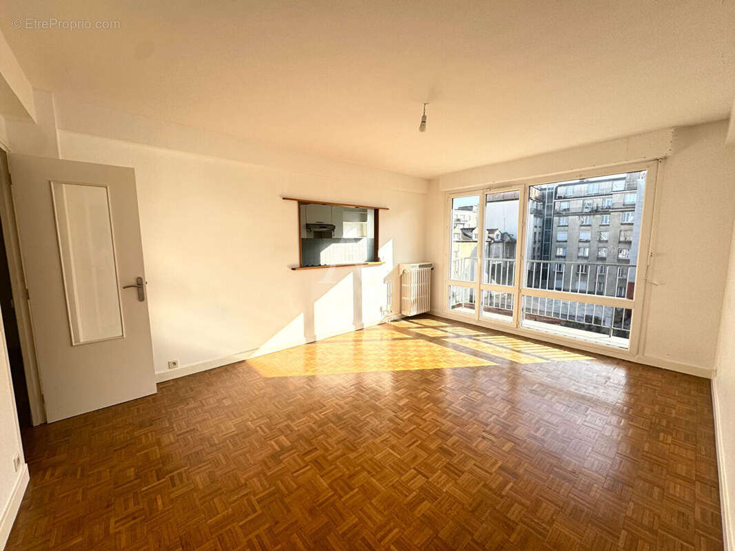 Appartement à FONTENAY-SOUS-BOIS