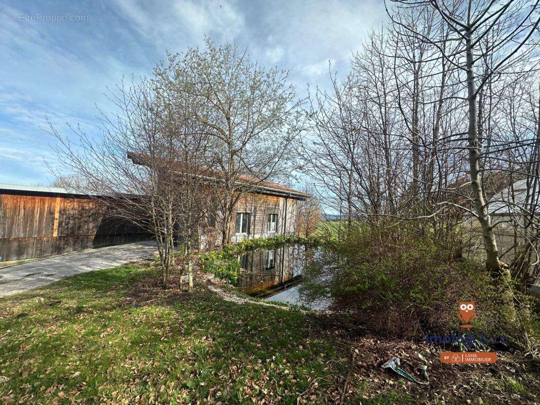 Maison à HAUTERIVE-LA-FRESSE