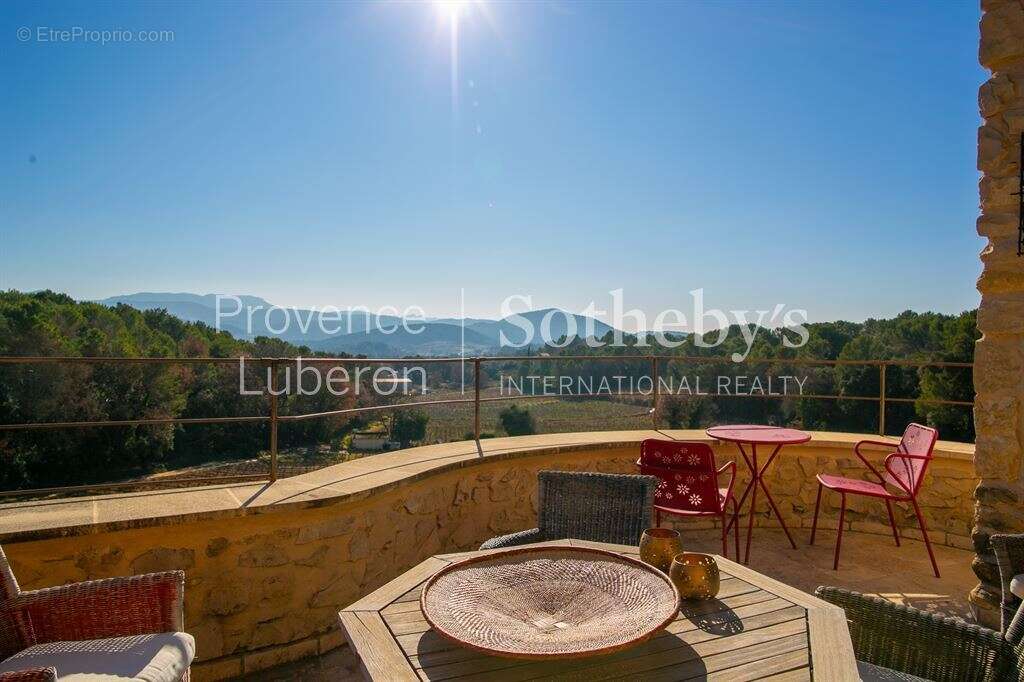 Maison à VAISON-LA-ROMAINE