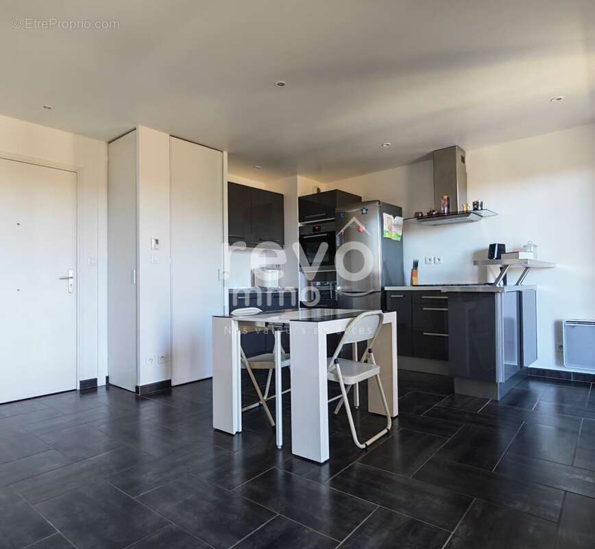 Appartement à SATHONAY-VILLAGE