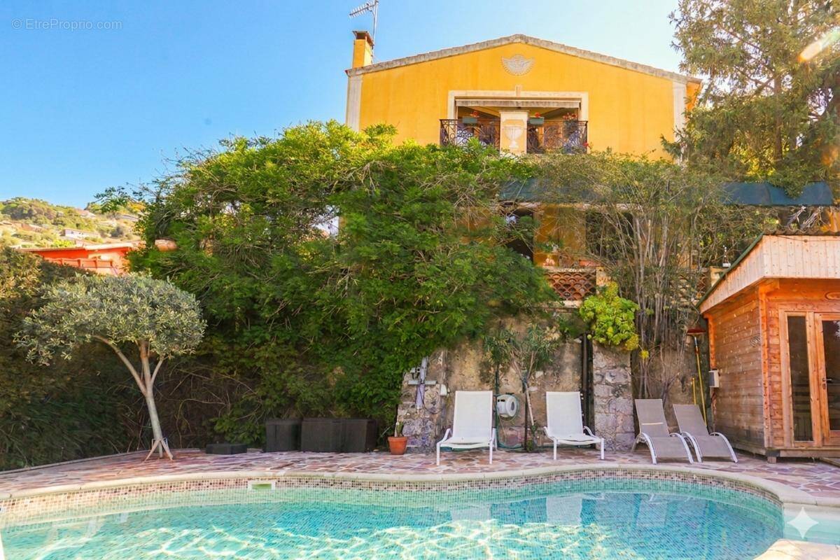 Maison à MENTON