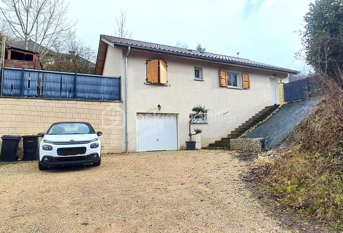 Maison à VIRIEU