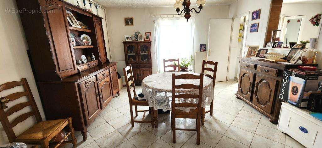 Maison à SAINT-HELLIER