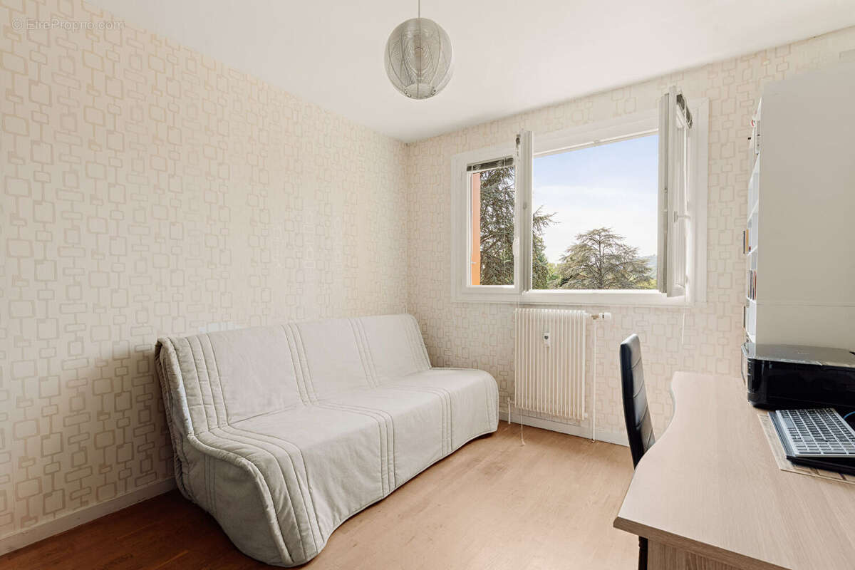 Appartement à FONTAINES-SUR-SAONE