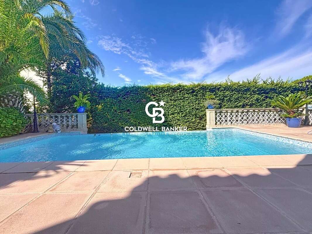 Maison à SAINT-RAPHAEL