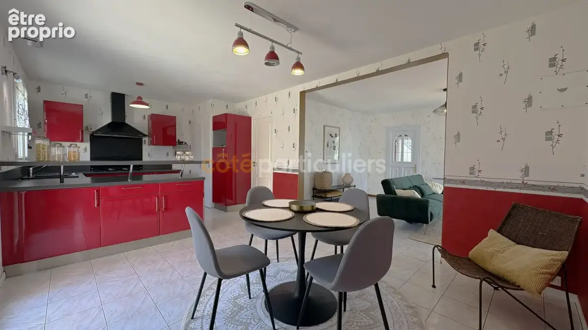 LA GOUESNIERE, Maison  de plain-pied de 4 pièces. Jardin. - photo 2