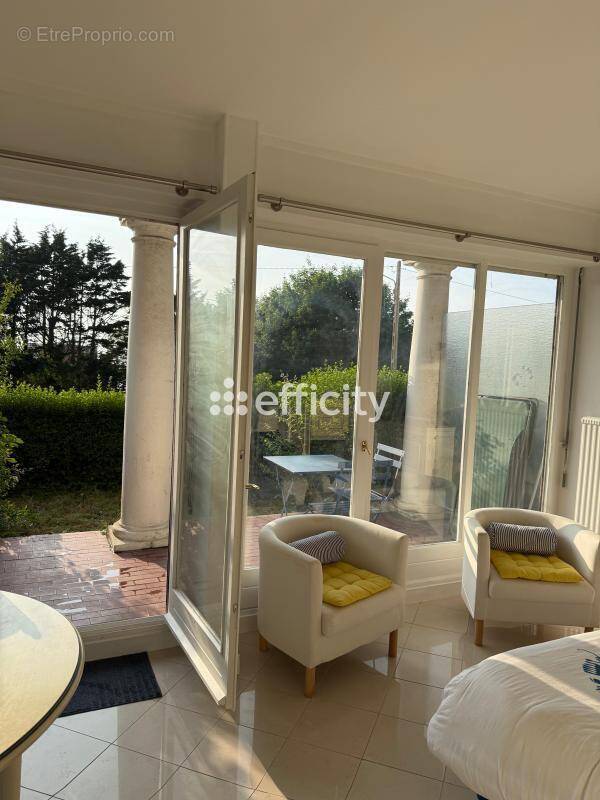 Appartement à TROUVILLE-SUR-MER