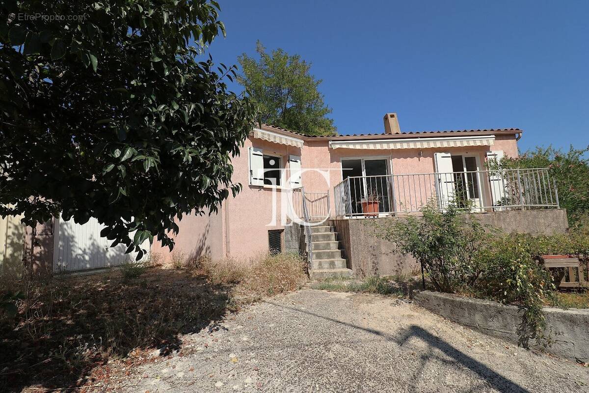 Maison à MOLIERES-SUR-CEZE