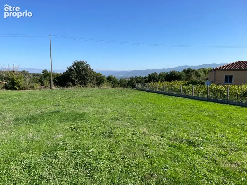 Terrain à VIVIERS-LES-MONTAGNES