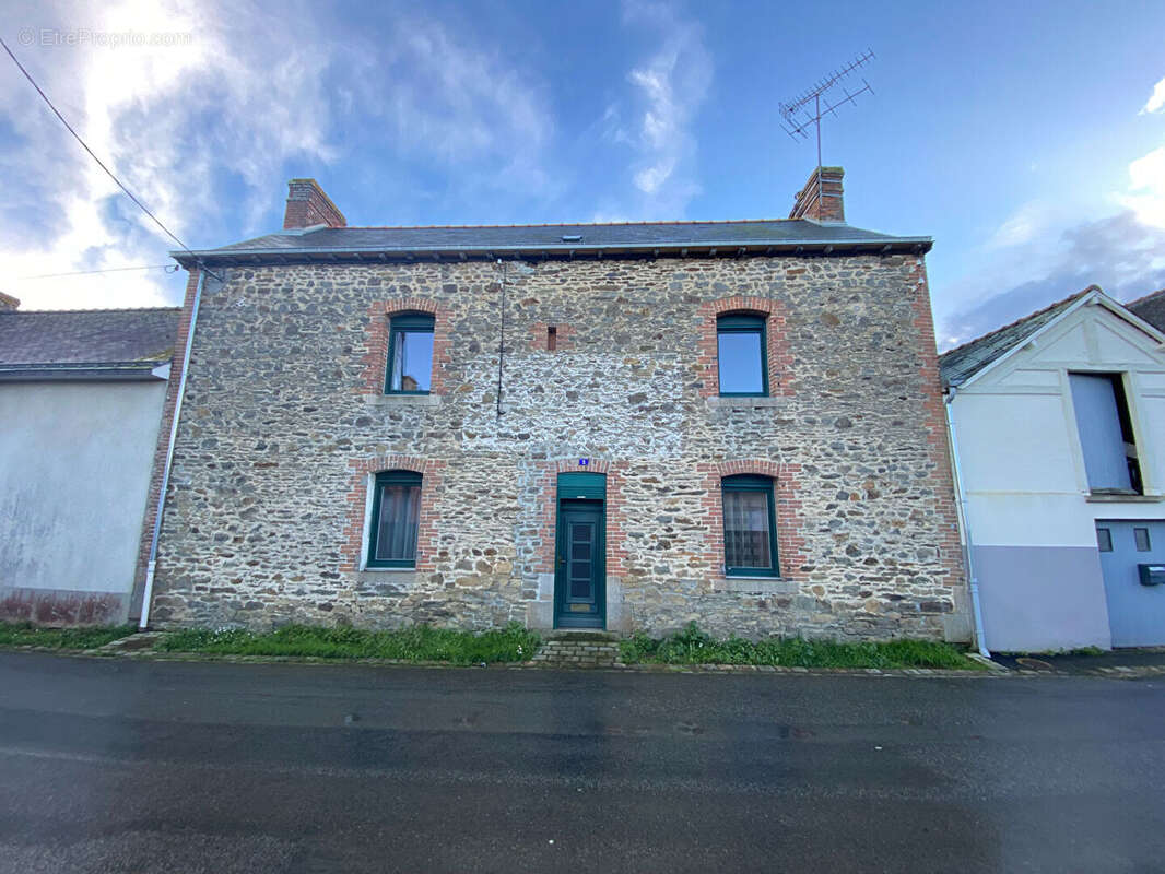 Maison à LA GUERCHE-DE-BRETAGNE