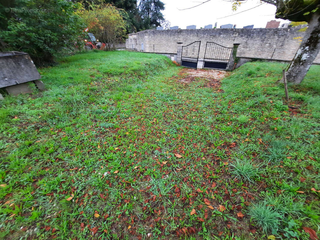 Terrain à PELLEGRUE