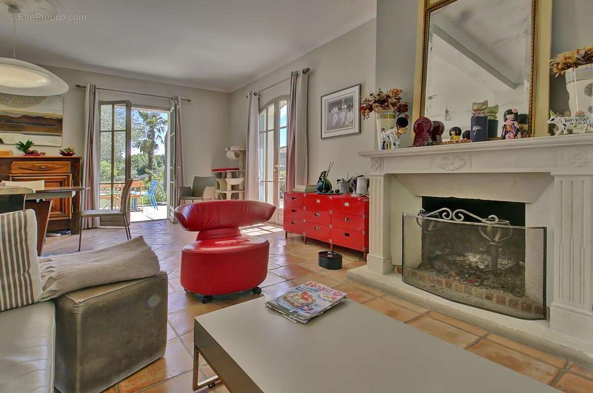 Maison familiale 5 chambres sur un magnifique terrain - photo 12