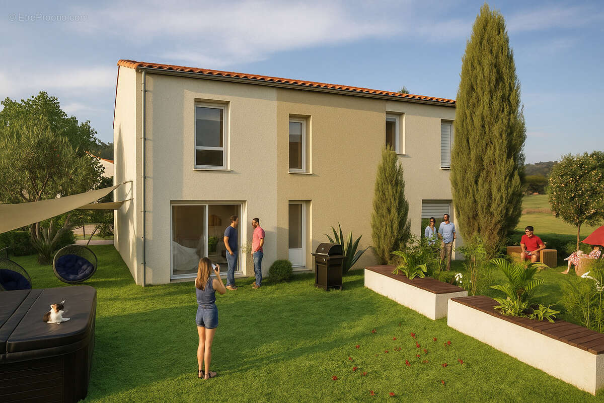 Maison à LIVRON-SUR-DROME