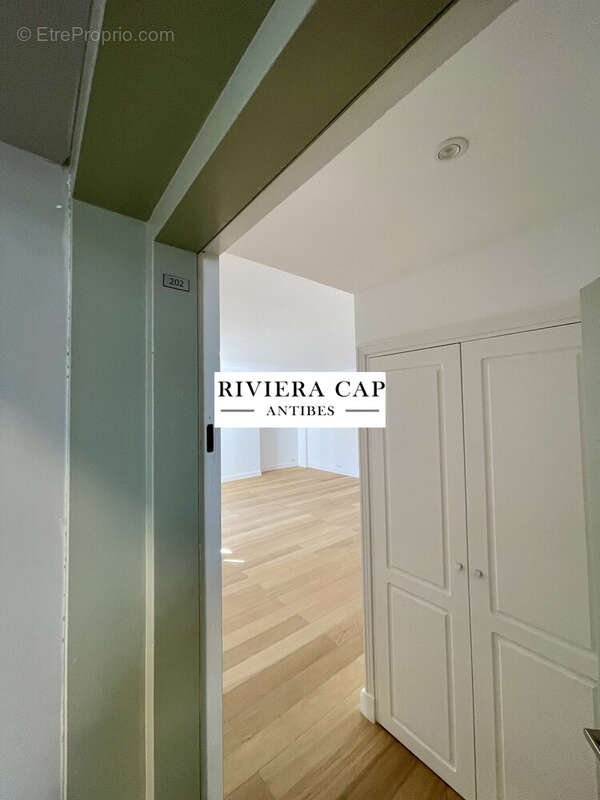 Appartement 48 m² à Antibes  - photo 6
