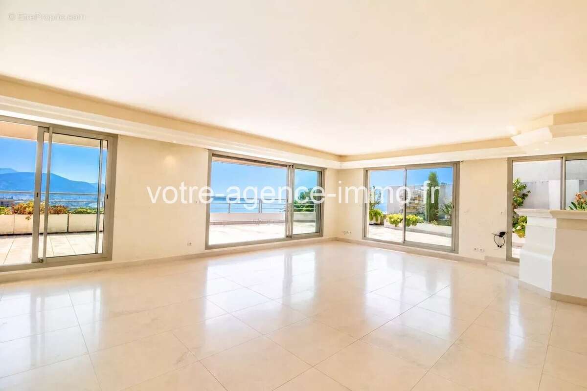 Nice Lanterne - PENTHOUSE VUE MER 360° - 190 m² + 346 m² de terrasses - Dernier étage - 2 garages - photo 8