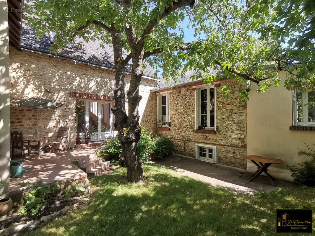 Maison à DOURDAN