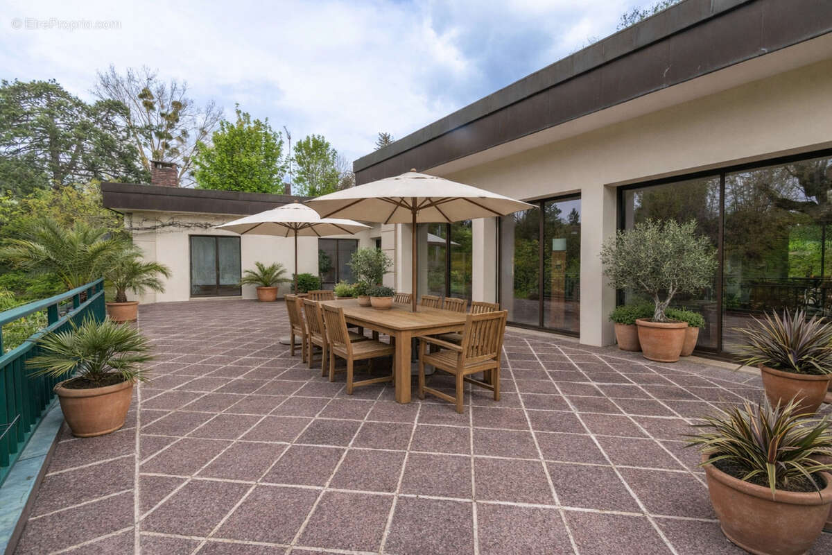 Maison à MONTLIGNON