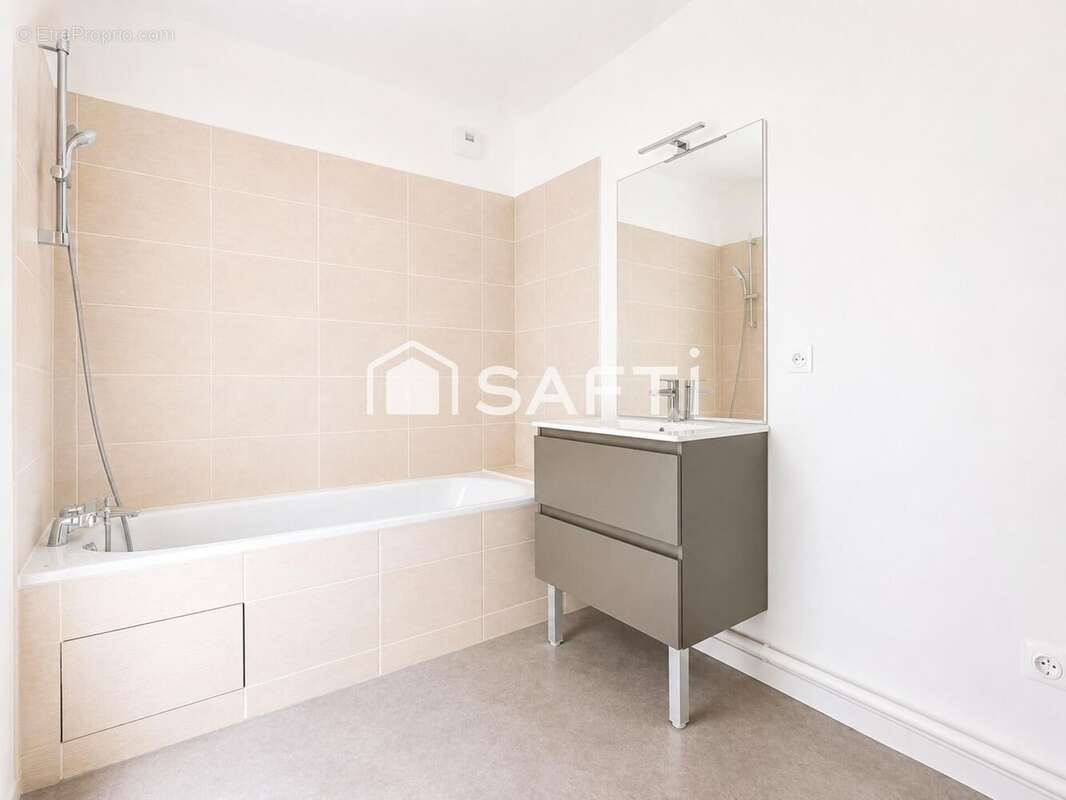 Photo 5 - Appartement à CLICHY-SOUS-BOIS