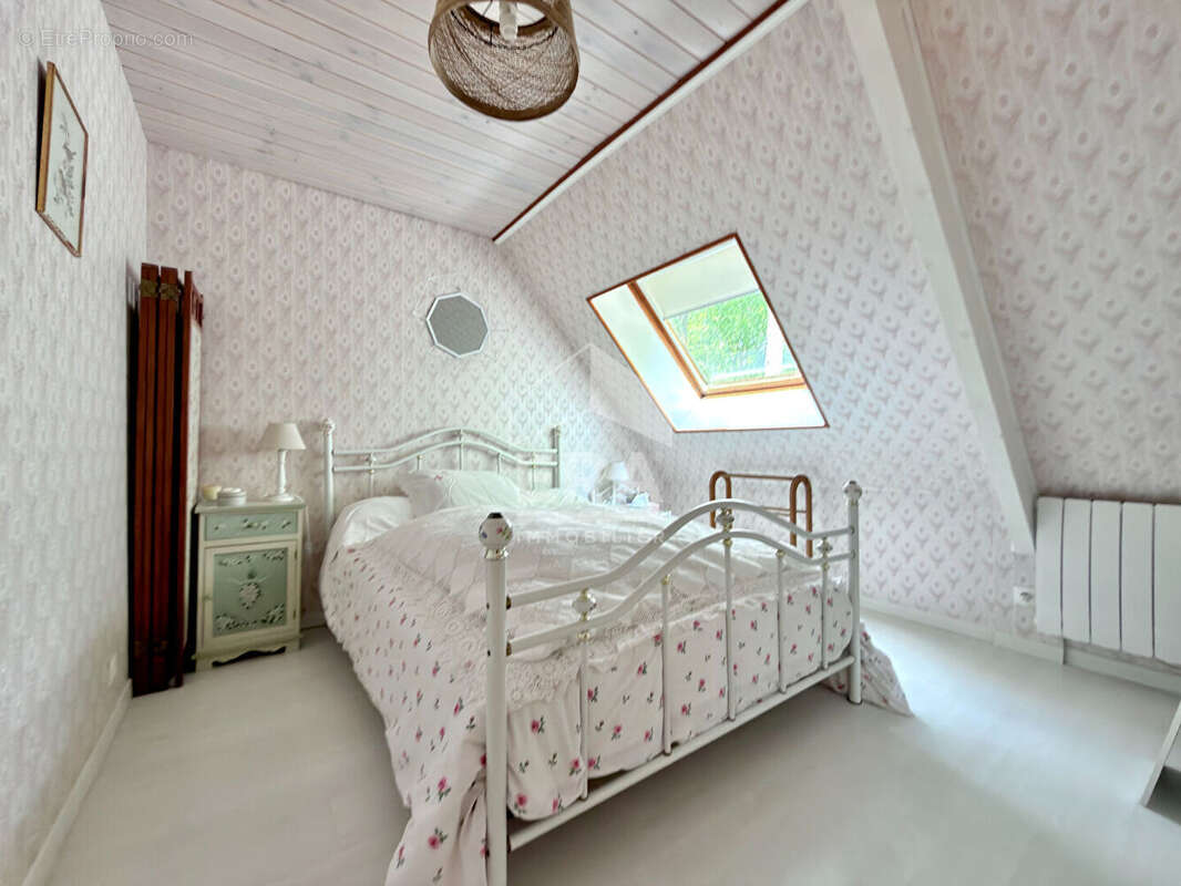 Maison à NOISY-SUR-ECOLE