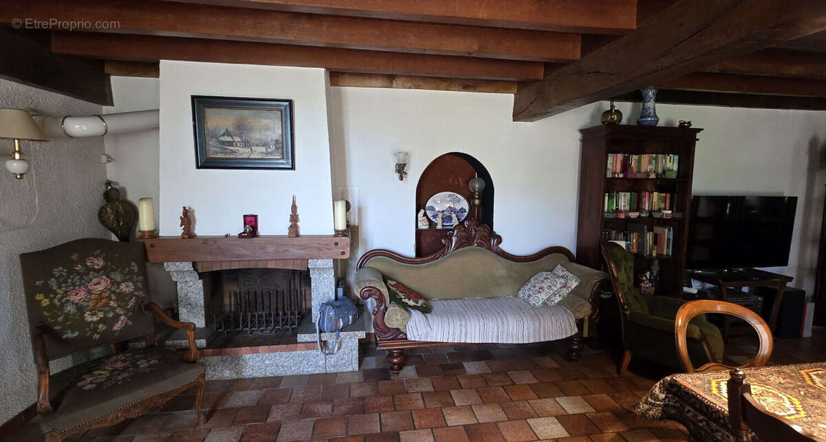 Maison à CHATELUS