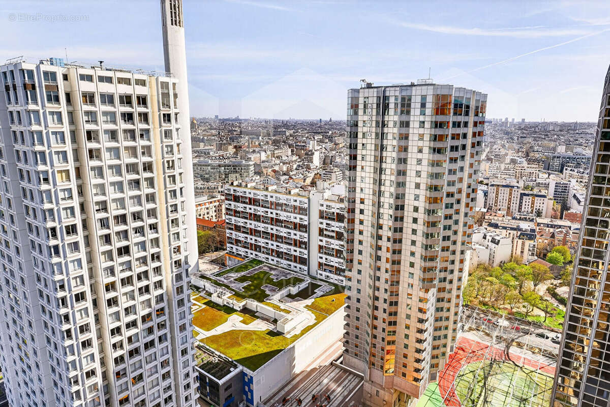 Appartement à PARIS-15E