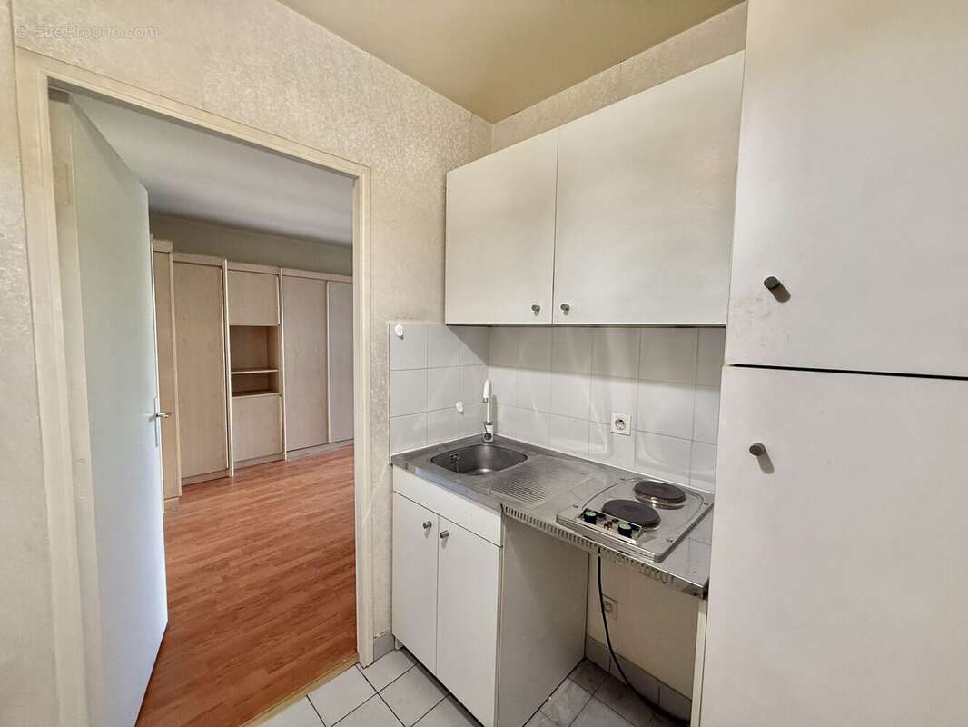 Appartement 32 m² à Issy-Les-Moulineaux  - photo 7